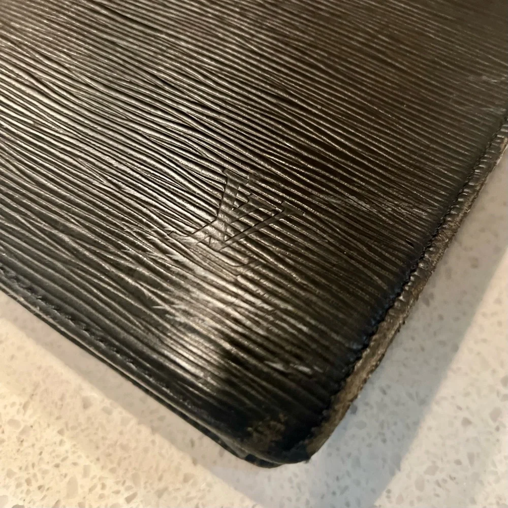 Louis Vuitton Serviette Ambassador Briefcase